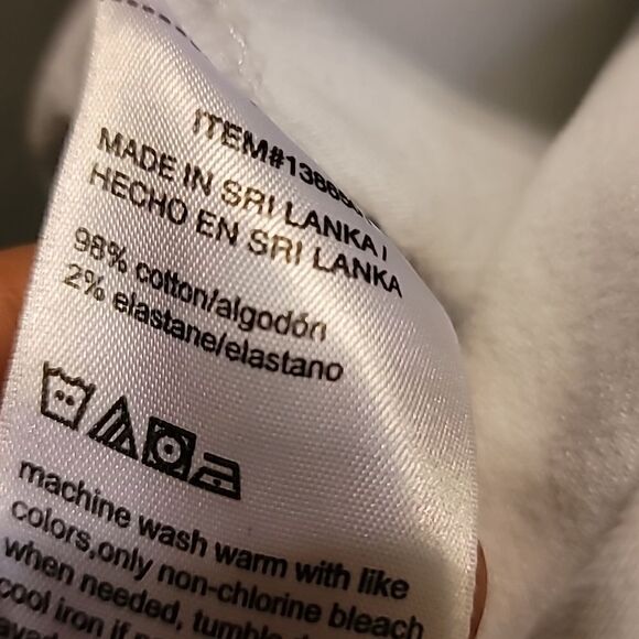 DKNY White Jean Shorts Size 4 - Picture 5 of 7